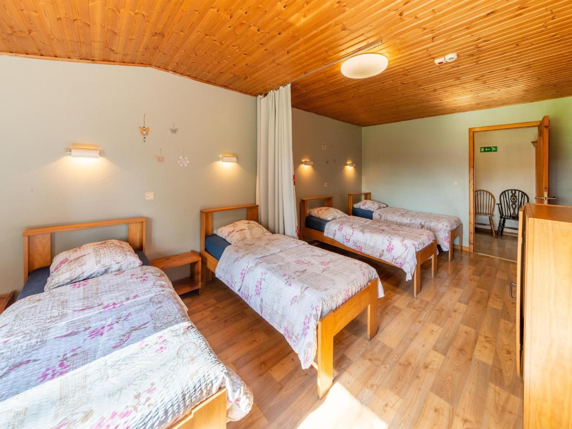Wonderful Holiday Home In Montleban With Sauna 외부 사진